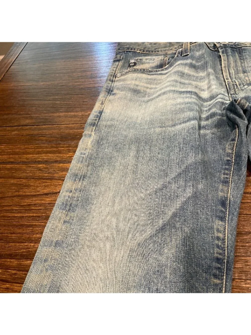 AG Matchbox Slim Straight Jean 32x34 Light Wash Dirty Distressed Grunge Sample